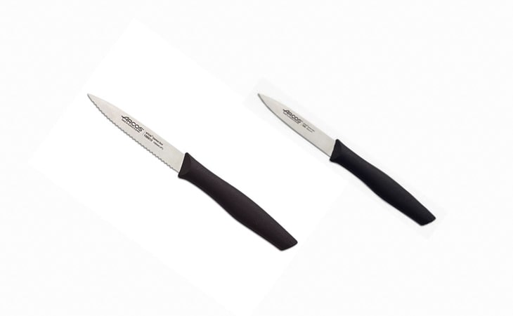 ARCOS Juego de cuchillos de cocina forjados de 3 piezas. Cuchillos Peeler,  Chef y Santoku de acero inoxidable y mango ergonómico de polipropileno para